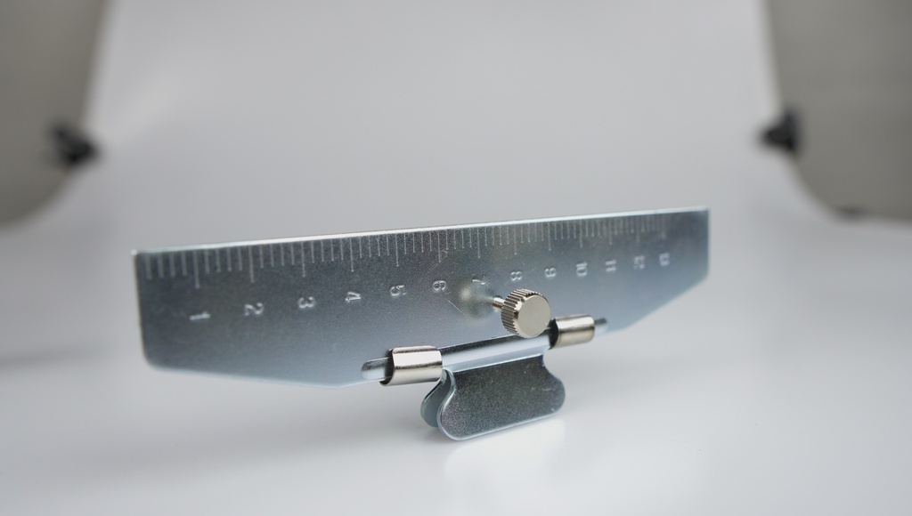 cartel fletching jig 4.JPG