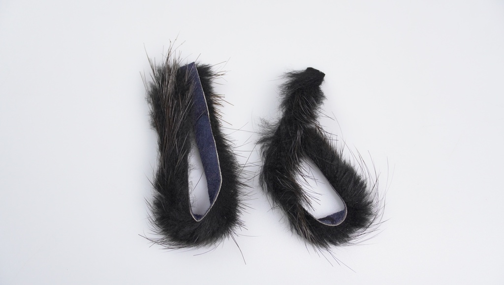 White Feather Natural Fur Silencer 1.JPG