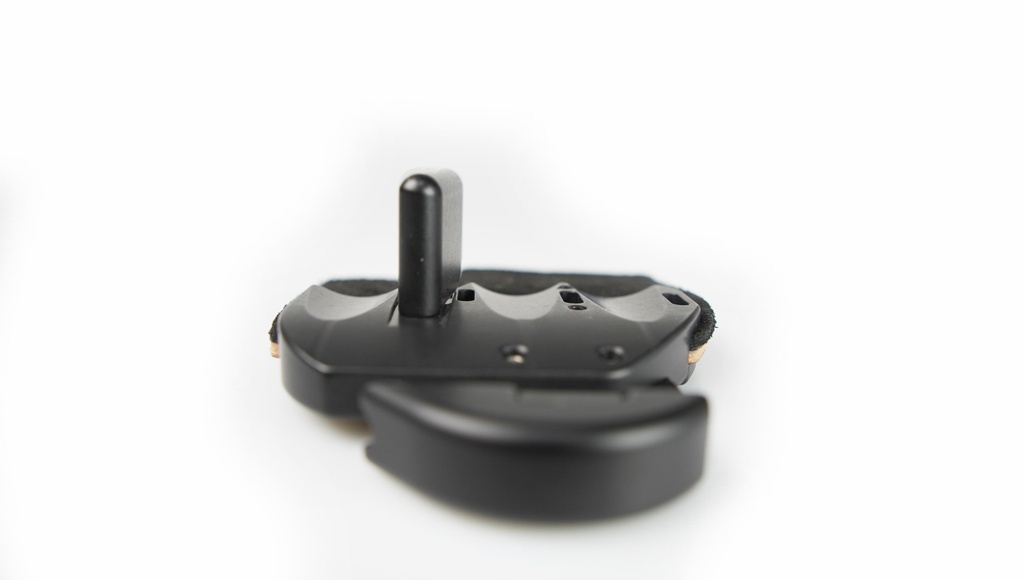 Axcel Contour Black 5.JPG