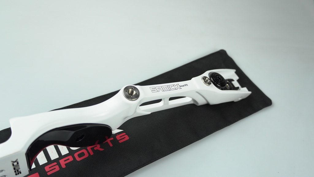 Samick Athlete white 4.JPG