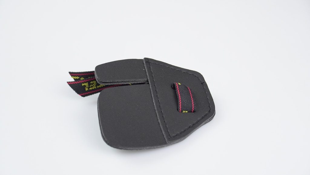WIN EZR FINGER TAB MEDIUM RH
